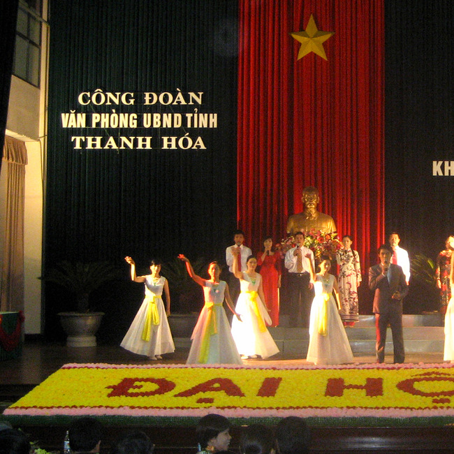 hội trường tỉnh thanh hóa